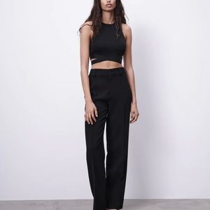 Zara - CUT OUT KNIT TOP